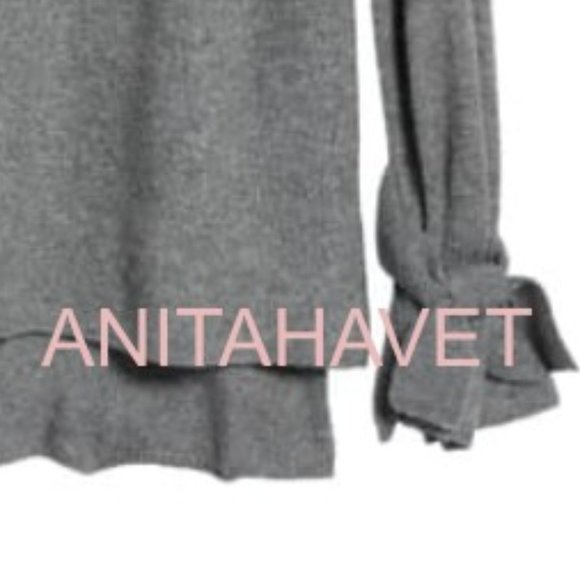 Halogen Tie Bell Sleeve Sweater Size Medium - Picture 2 of 9